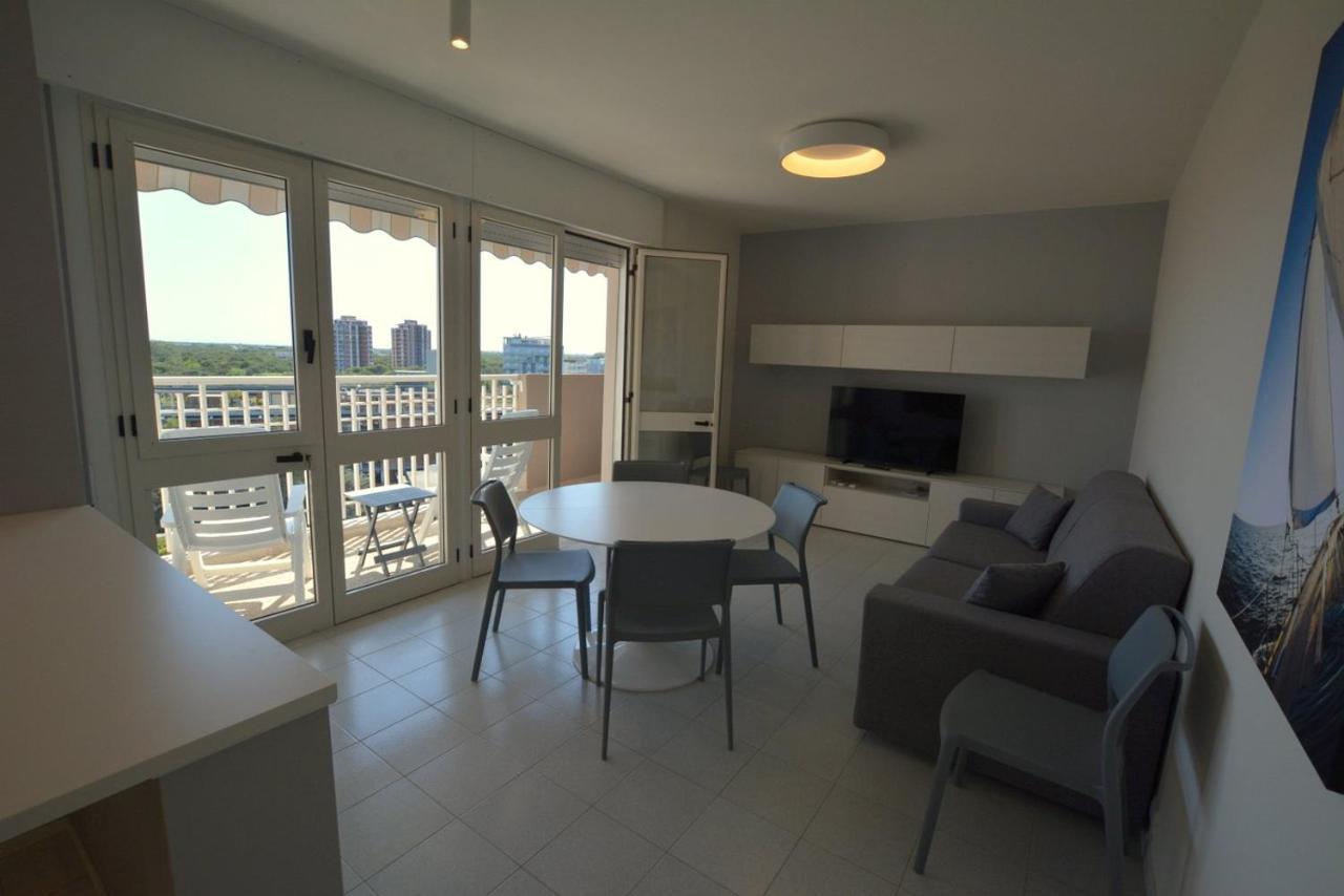 شقة Lignano Pineta With Sea View لينانو سابيادورو المظهر الخارجي الصورة