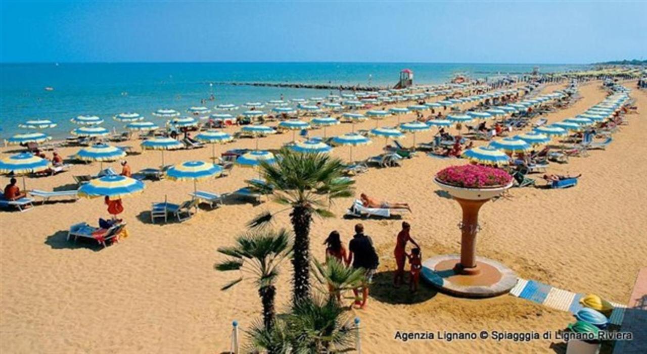 شقة Lignano Pineta With Sea View لينانو سابيادورو المظهر الخارجي الصورة